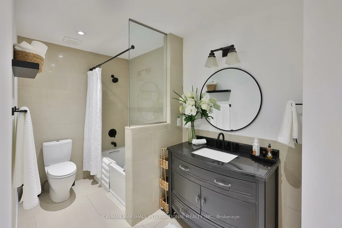 3555, Kingbird, Erin Mills, Mississauga