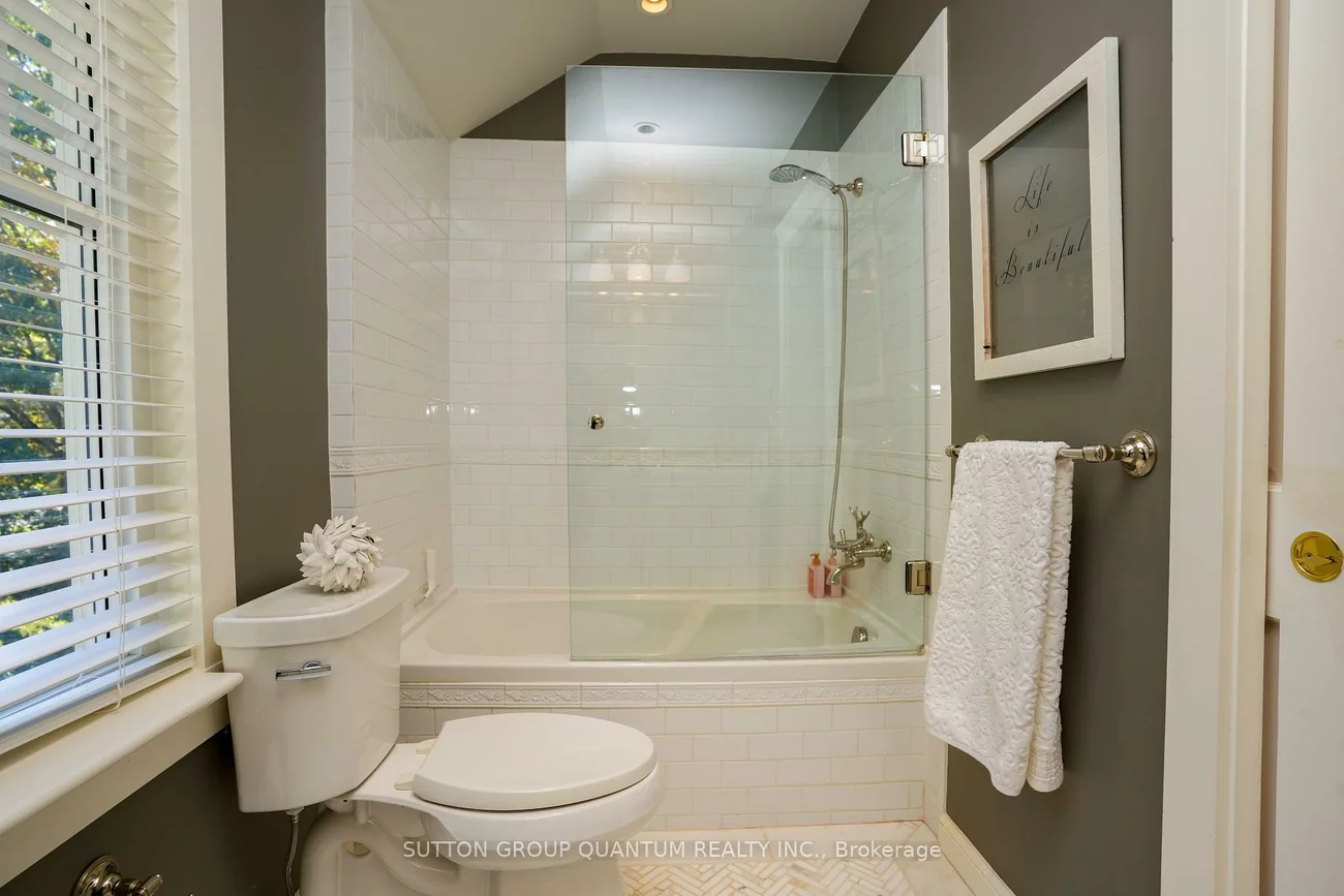 1197, Birchview, Lorne Park, Mississauga