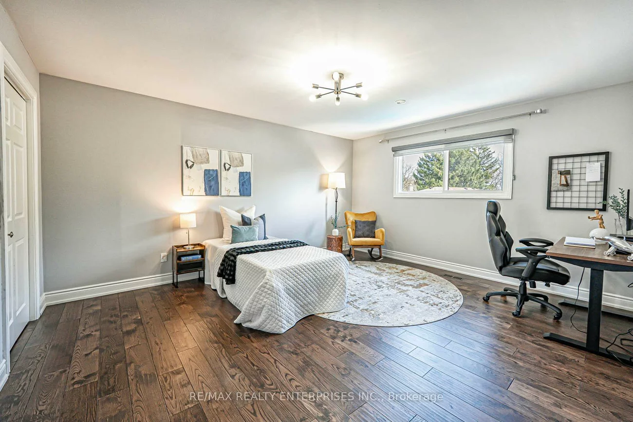 2344, Kenbarb, Cooksville, Mississauga