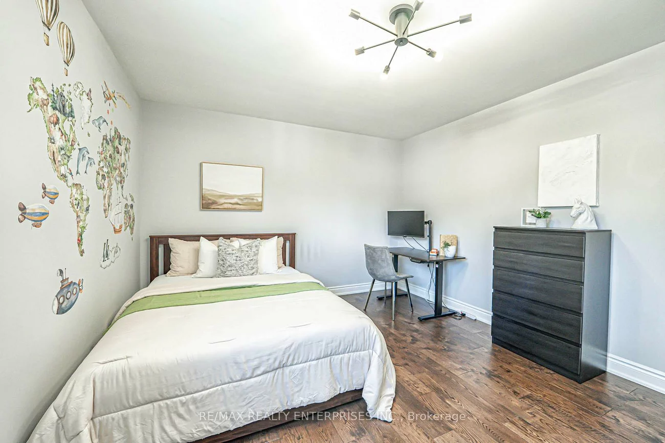 2344, Kenbarb, Cooksville, Mississauga