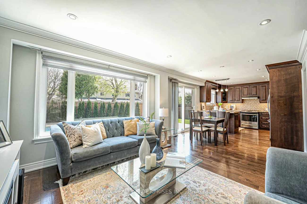 2344, Kenbarb, Cooksville, Mississauga