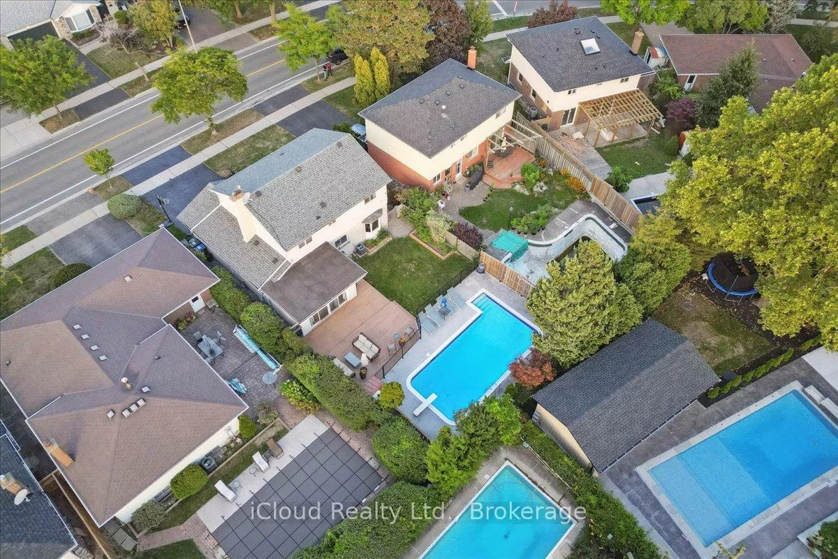 2224, Thorn Lodge, Sheridan, Mississauga