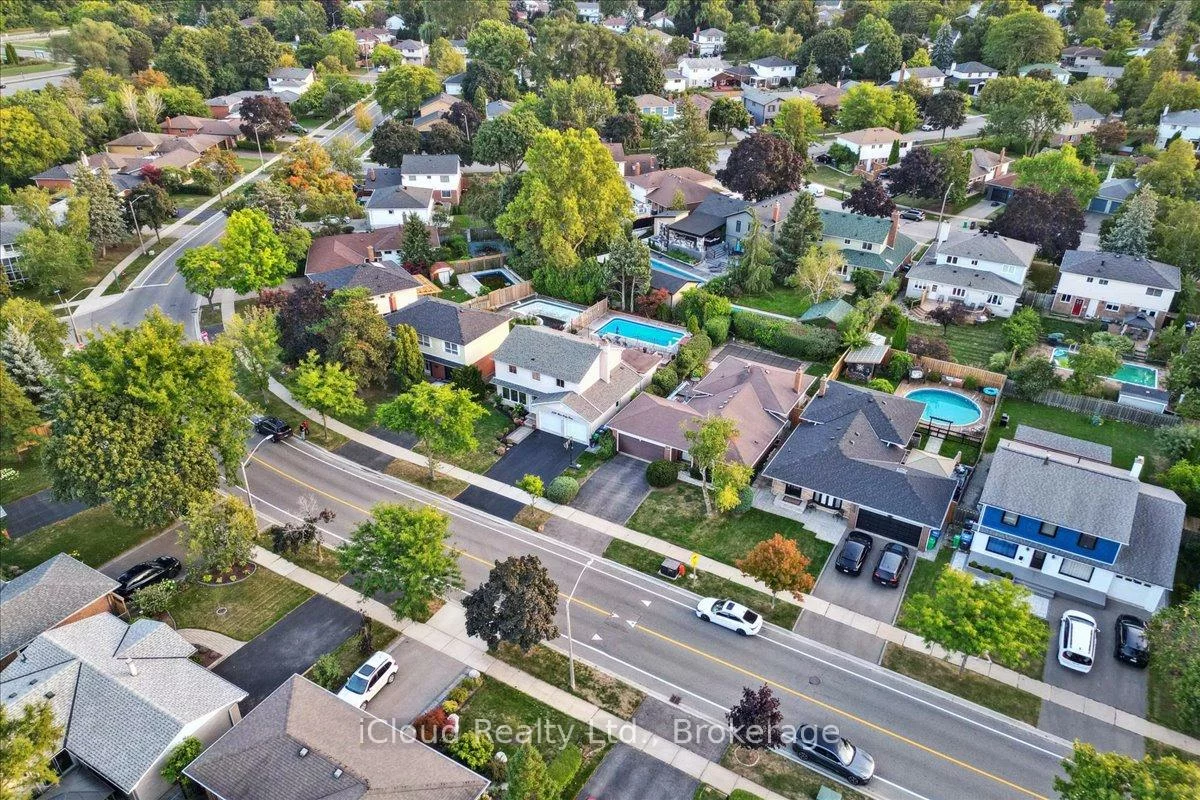 2224, Thorn Lodge, Sheridan, Mississauga