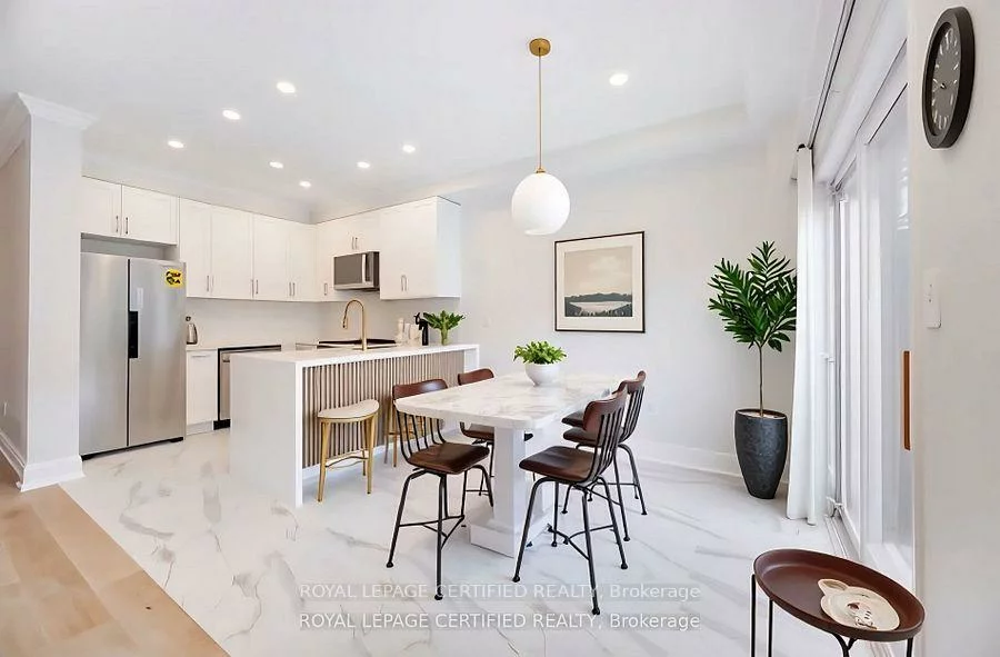 3173, Bentley, Churchill Meadows, Mississauga