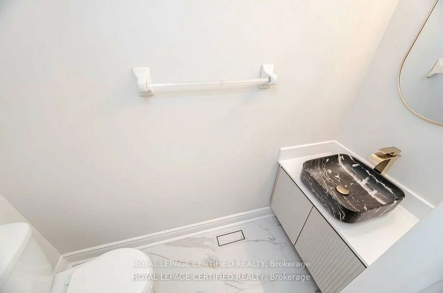 3173, Bentley, Churchill Meadows, Mississauga