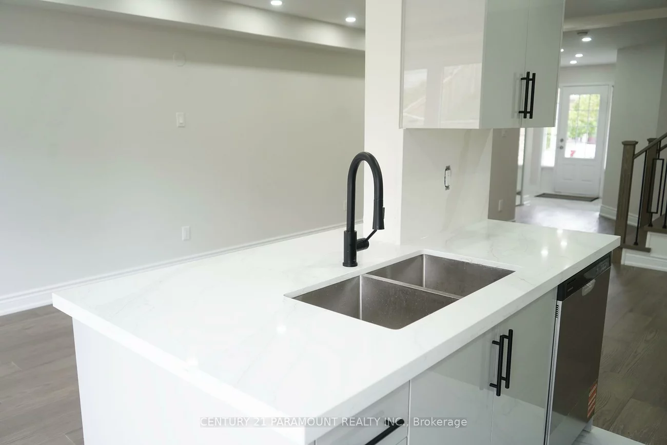 7544, Black Walnut, Lisgar, Mississauga