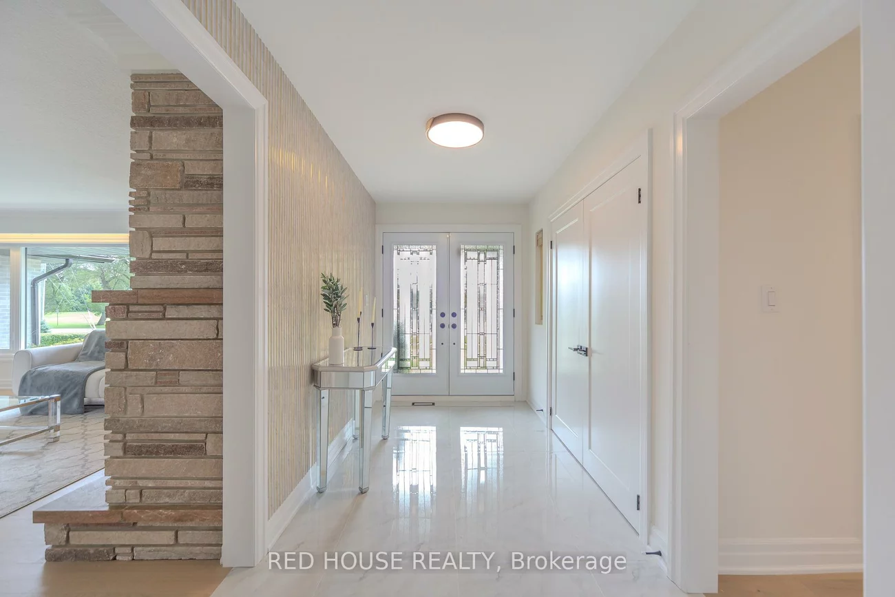 1253, Melton, Lakeview, Mississauga
