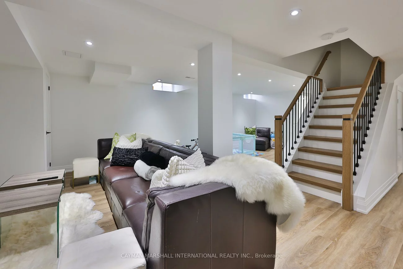5551, River Grove, East Credit, Mississauga