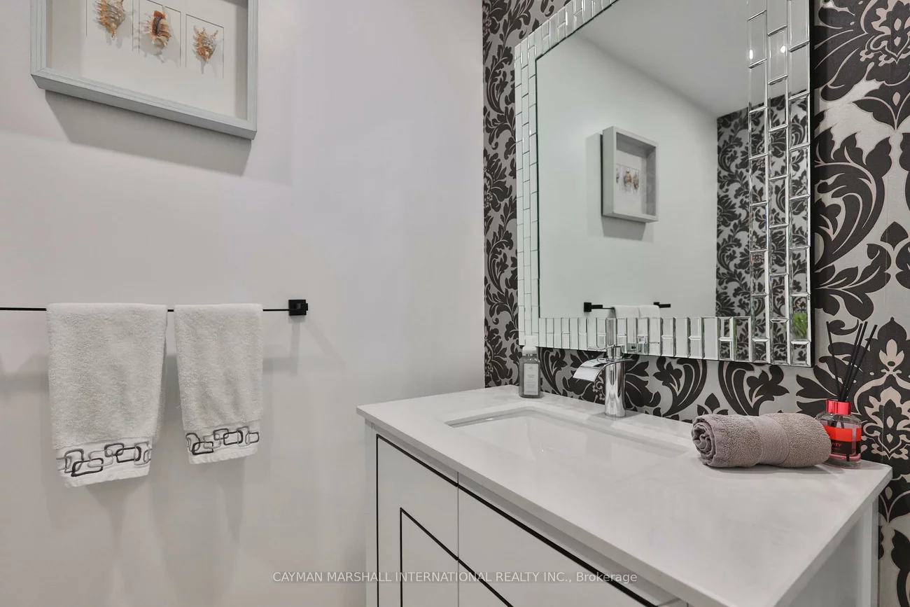 5551, River Grove, East Credit, Mississauga