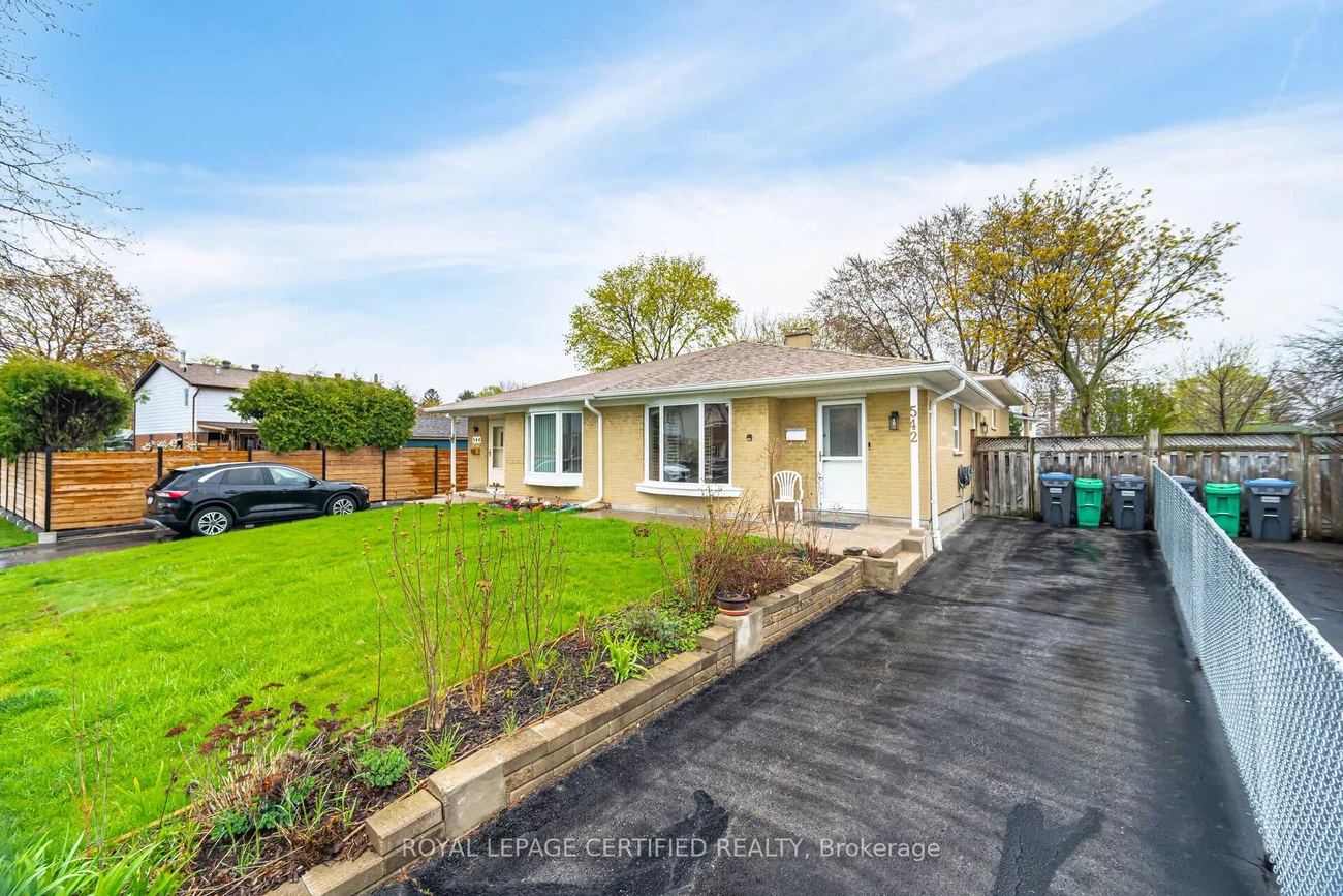 542, Lana, Mississauga Valleys, Mississauga