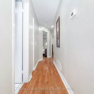 542, Lana, Mississauga Valleys, Mississauga