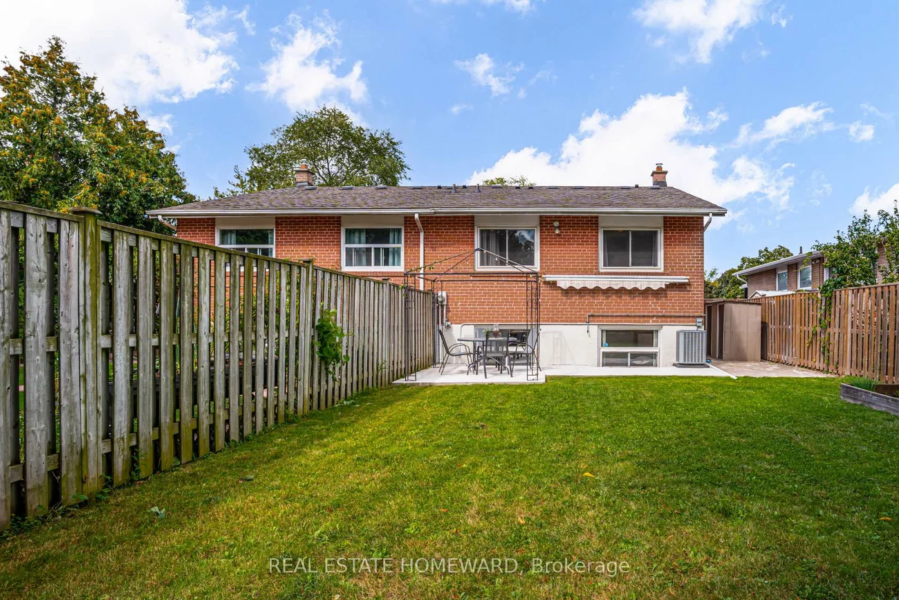 1849, Sandgate, Clarkson, Mississauga