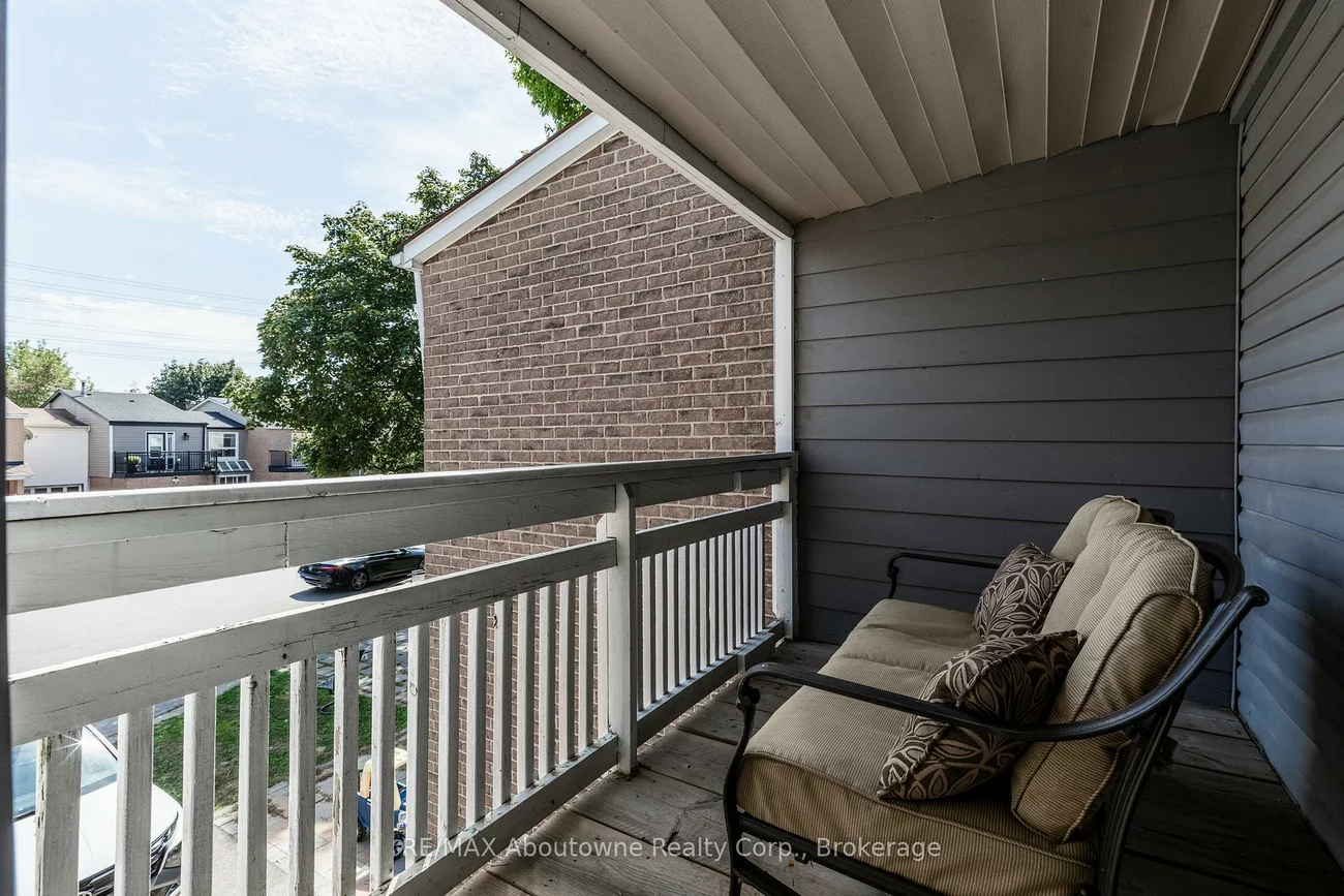 1443, Zante, Clarkson, Mississauga