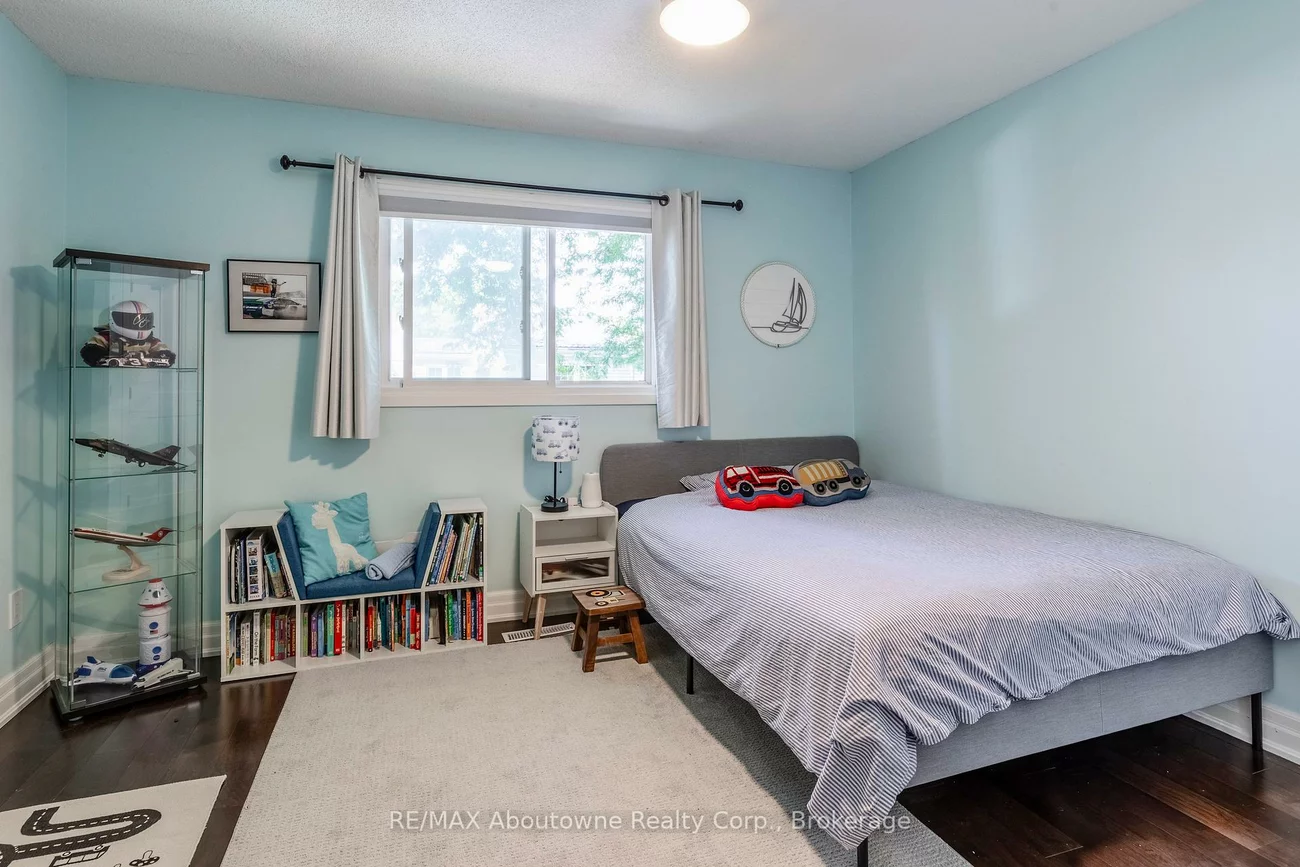 1443, Zante, Clarkson, Mississauga