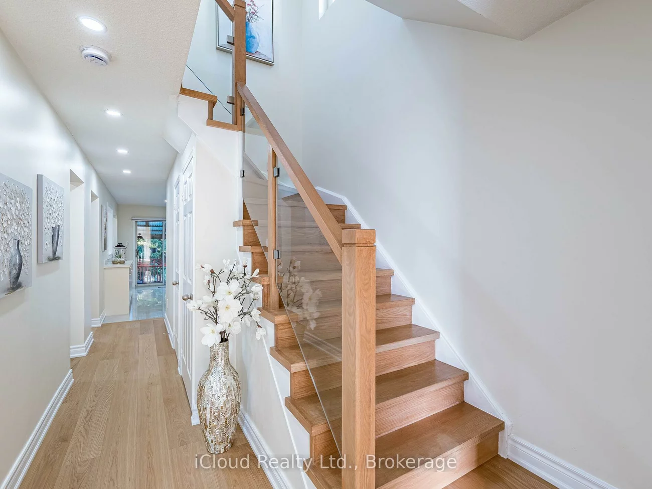 5238, Alicante, East Credit, Mississauga