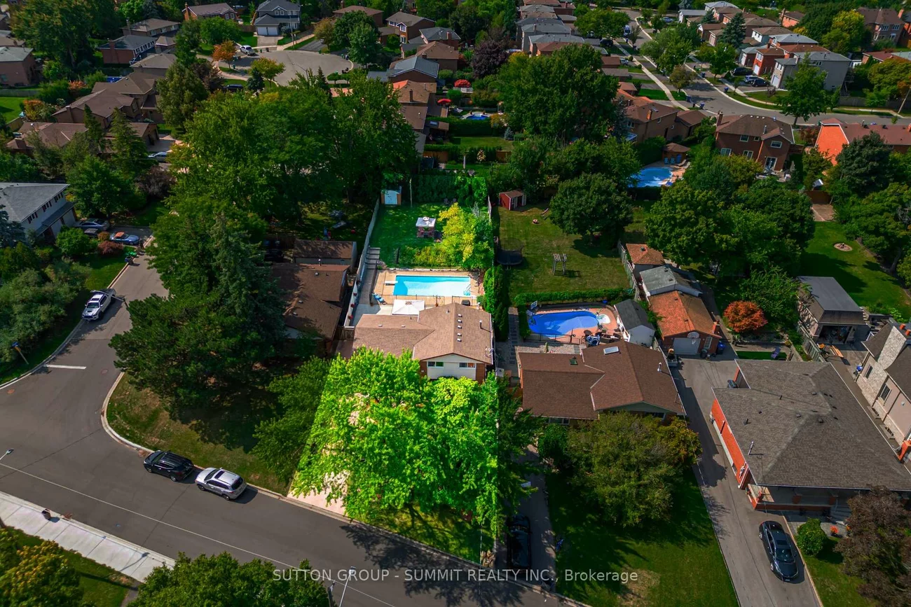 46, Theodore, Streetsville, Mississauga