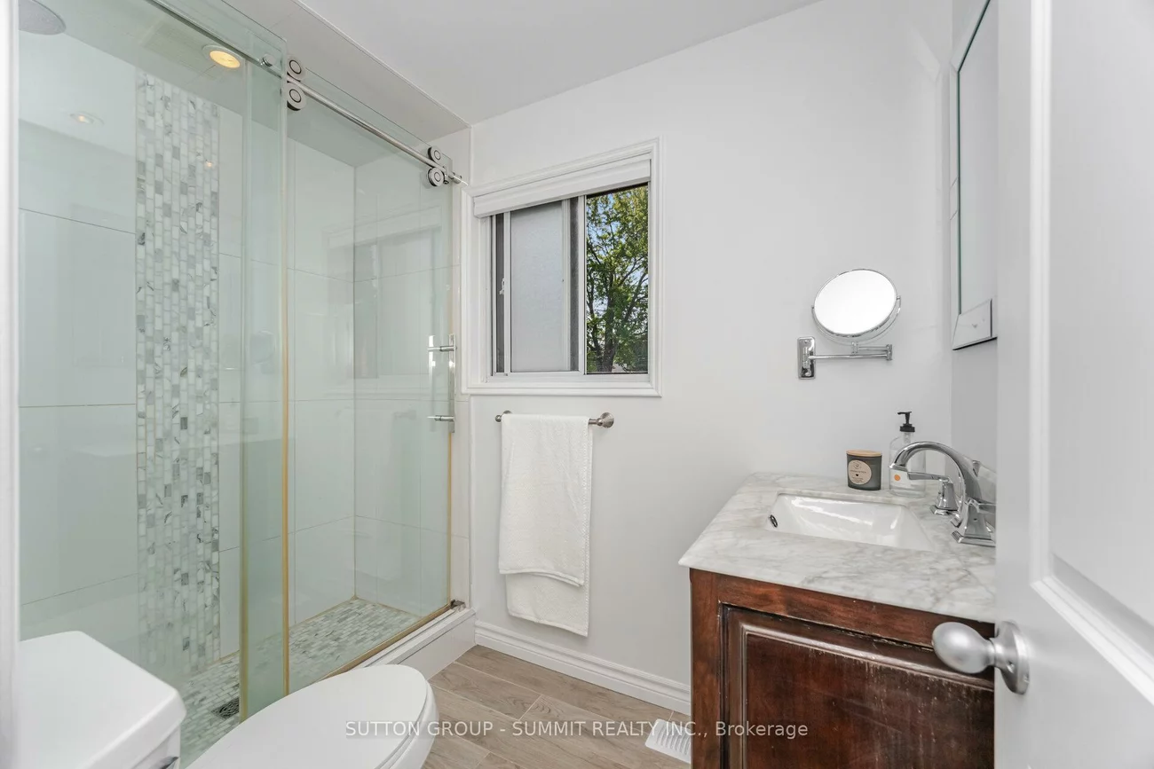 46, Theodore, Streetsville, Mississauga