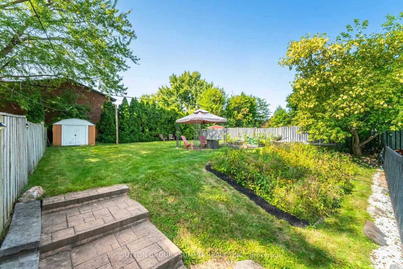 46, Theodore, Streetsville, Mississauga