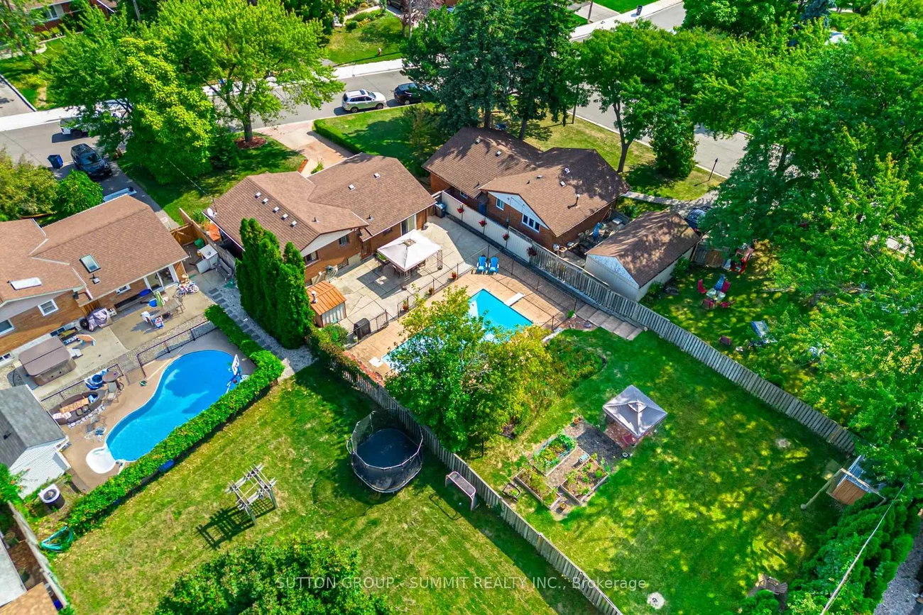46, Theodore, Streetsville, Mississauga