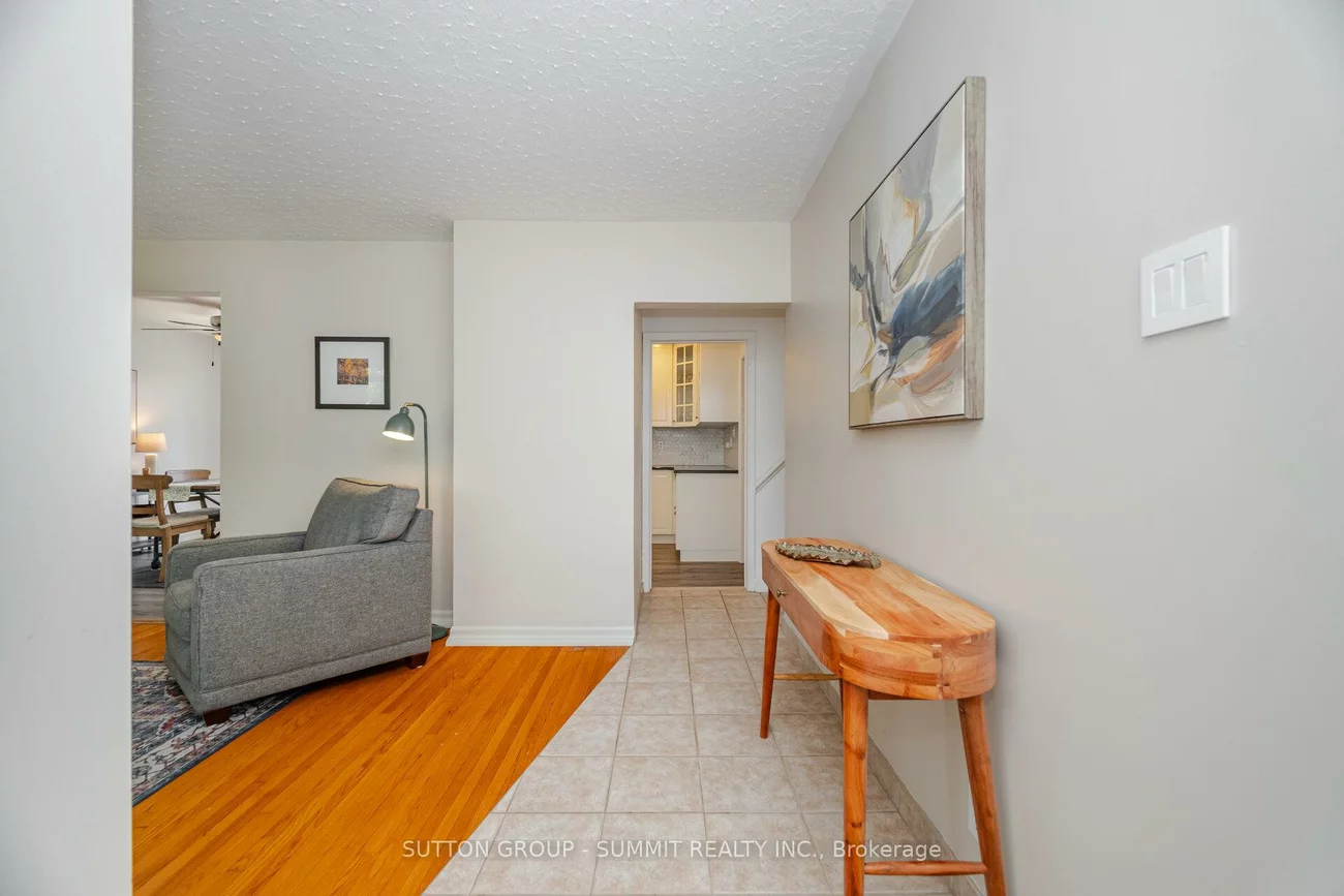 46, Theodore, Streetsville, Mississauga