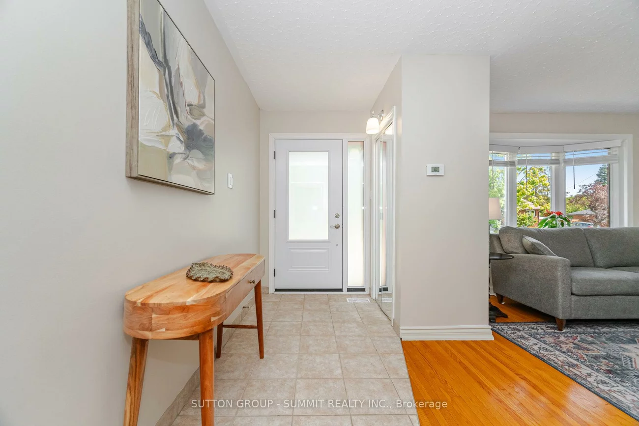 46, Theodore, Streetsville, Mississauga