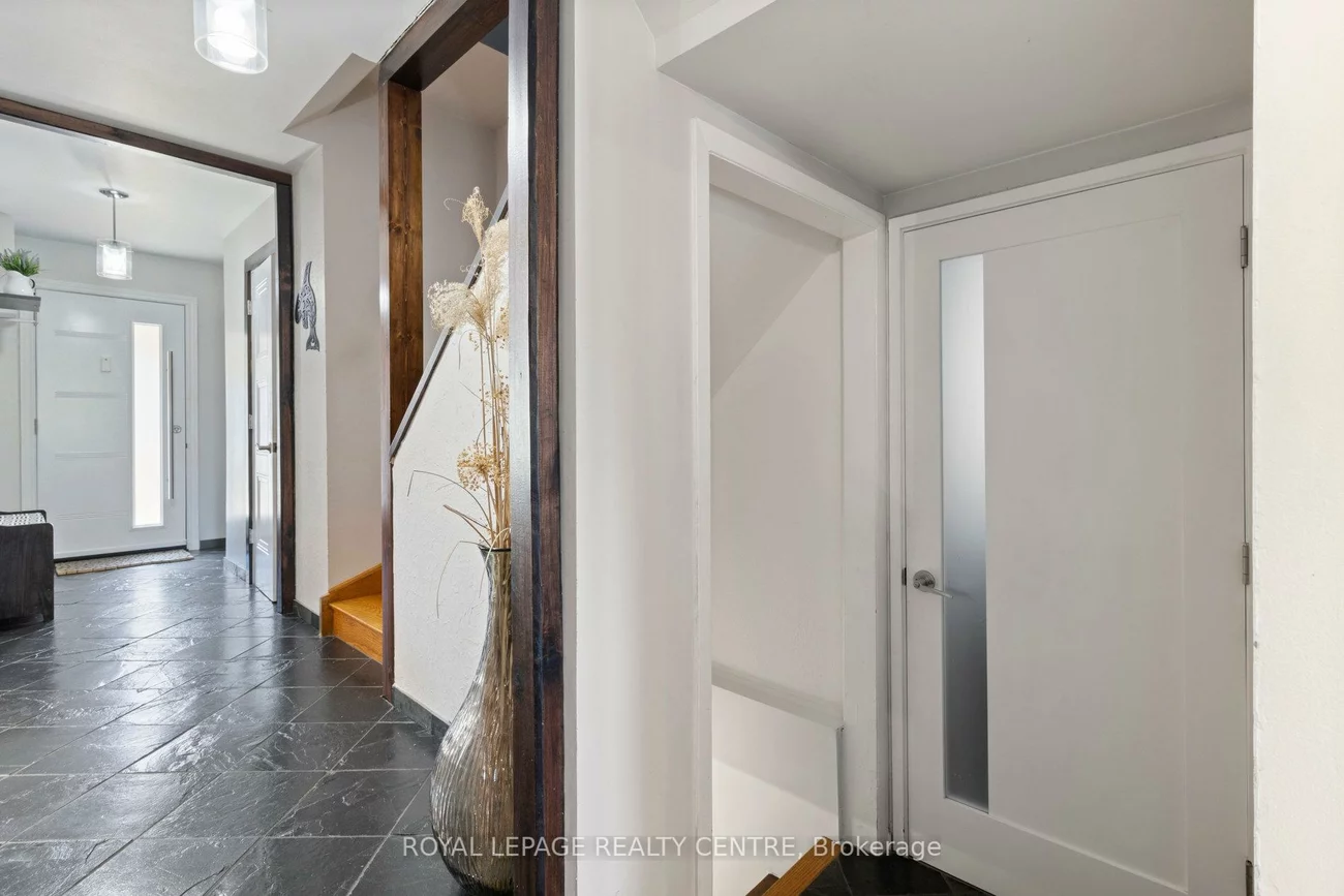 3383, Tallmast, Erin Mills, Mississauga