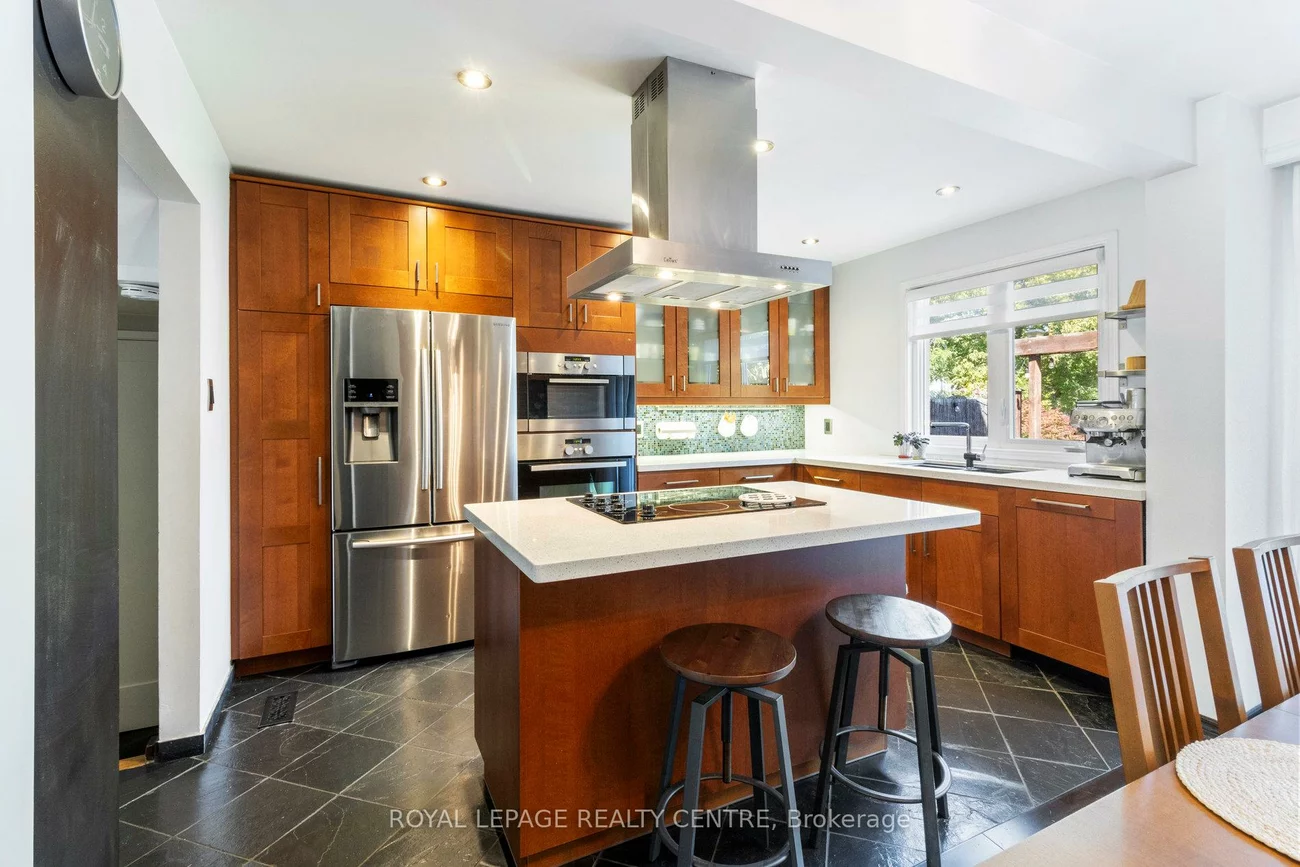 3383, Tallmast, Erin Mills, Mississauga
