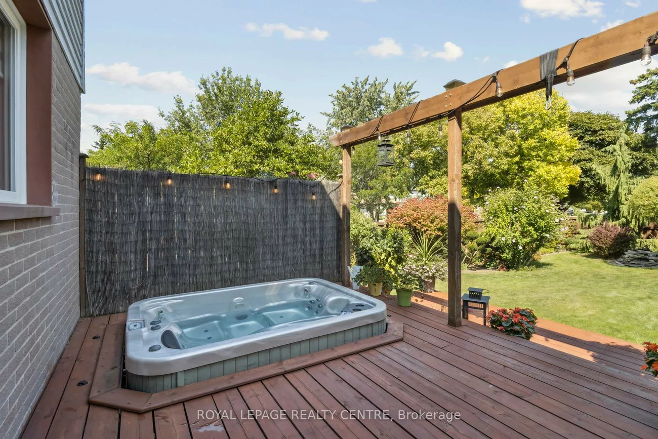 3383, Tallmast, Erin Mills, Mississauga