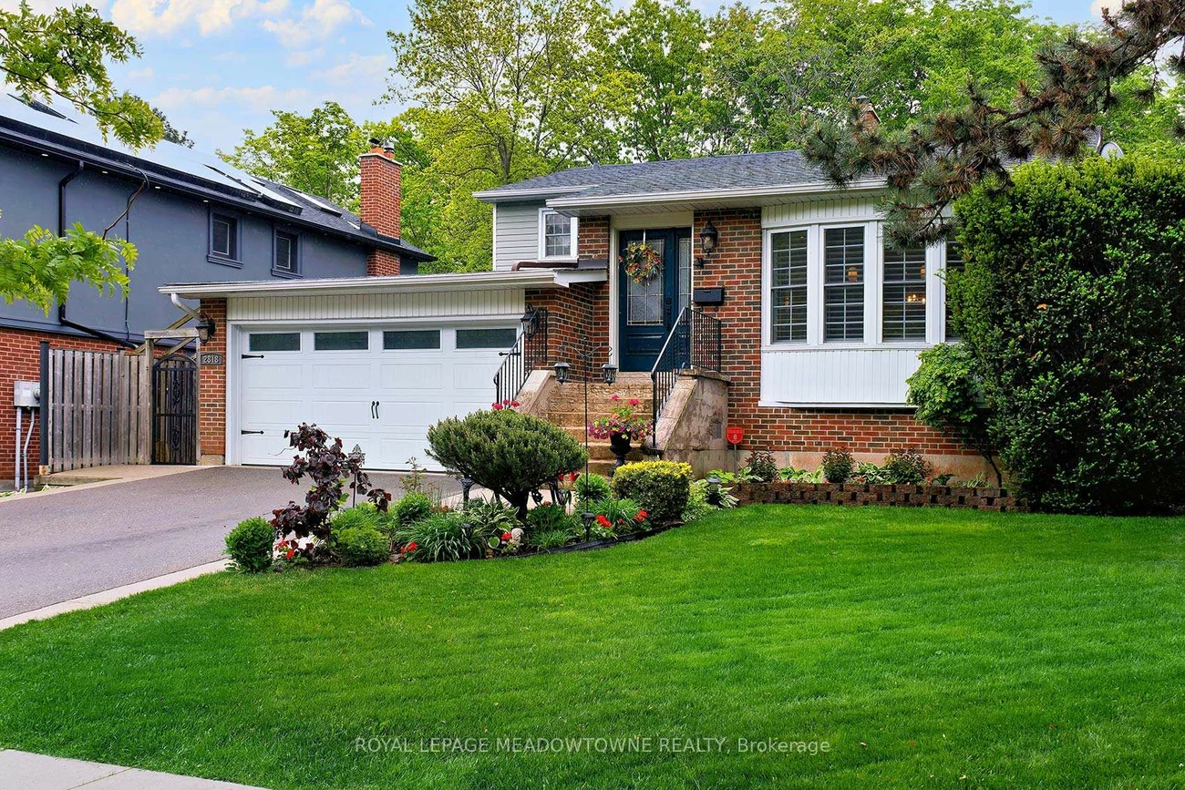 2818, Folkway, Erin Mills, Mississauga
