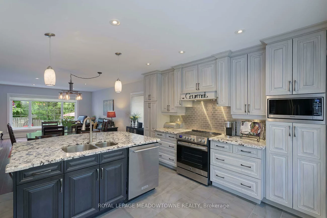 2818, Folkway, Erin Mills, Mississauga