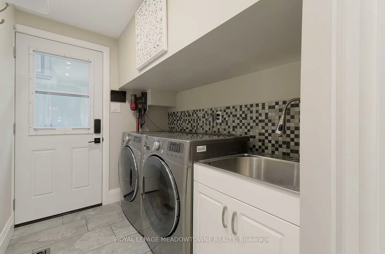 2818, Folkway, Erin Mills, Mississauga