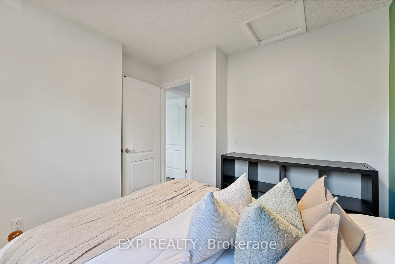 4056, Longo, Malton, Mississauga