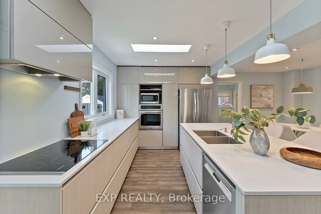 4056, Longo, Malton, Mississauga
