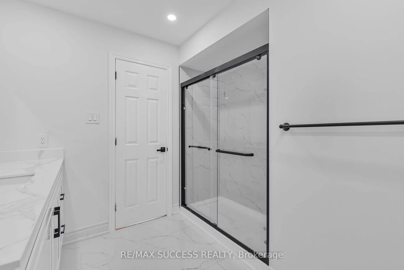 4631, Penhallow, East Credit, Mississauga
