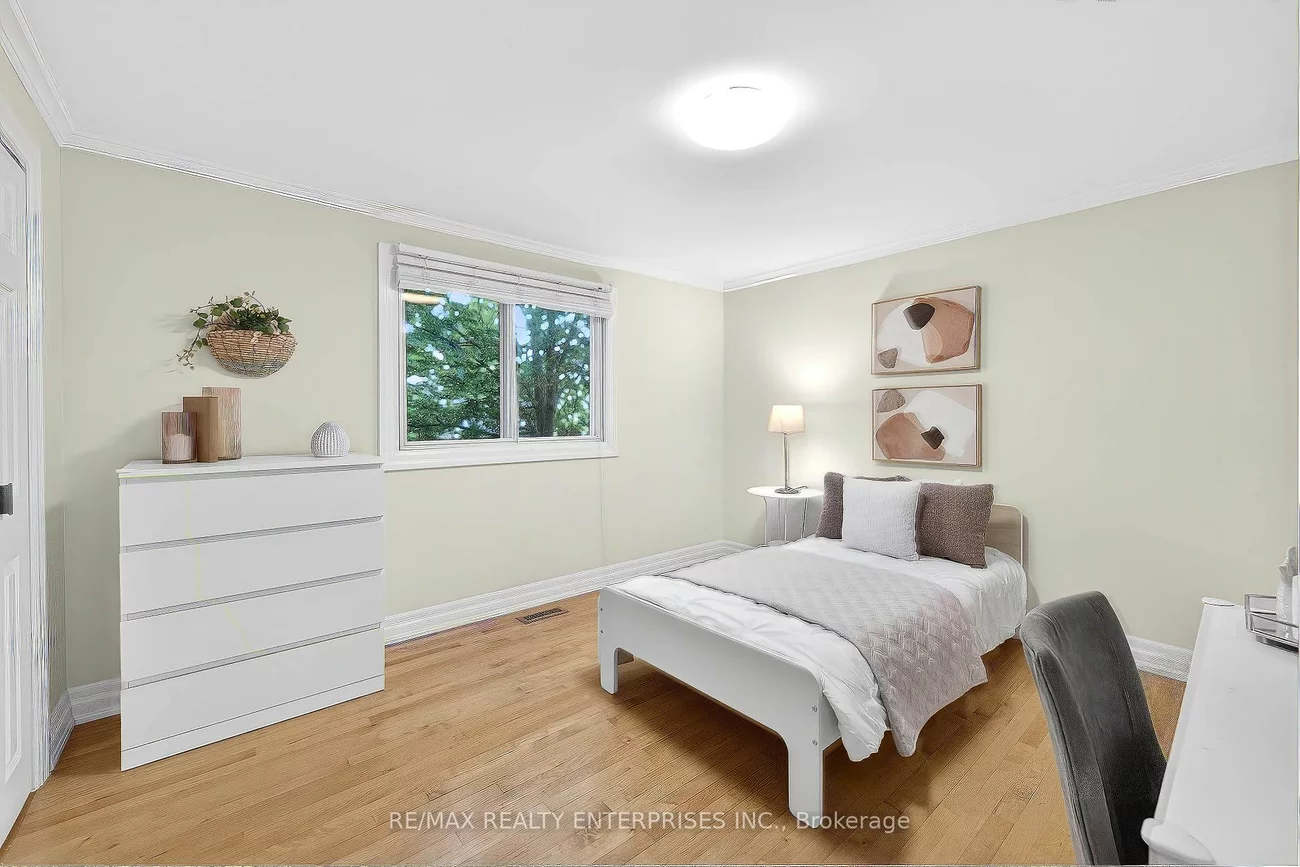 2439, Arioso, Sheridan, Mississauga