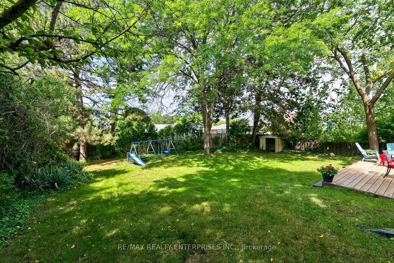 2439, Arioso, Sheridan, Mississauga