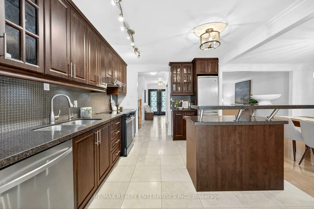 2439, Arioso, Sheridan, Mississauga
