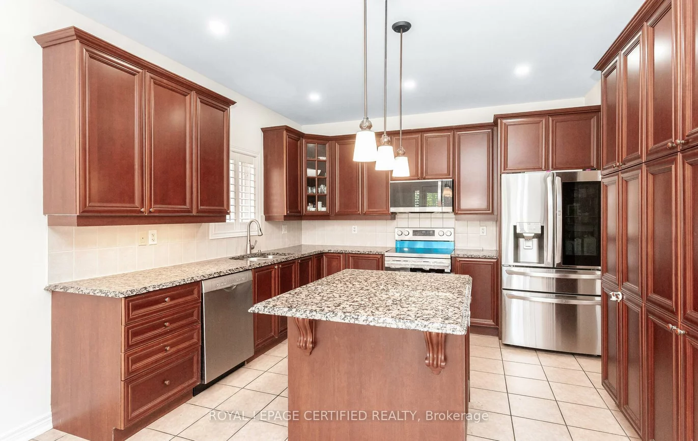 3327, Erin Centre, Churchill Meadows, Mississauga