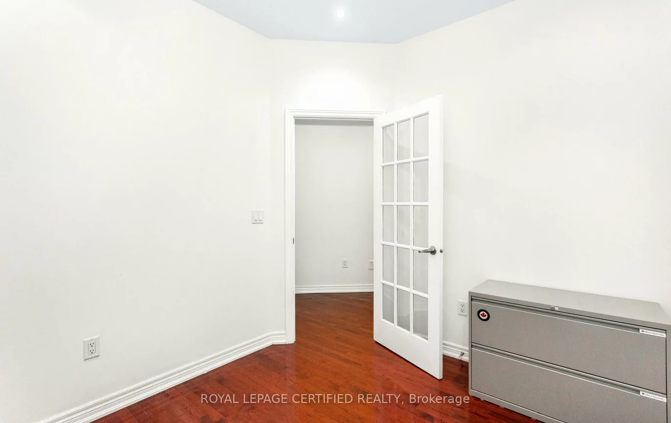 3327, Erin Centre, Churchill Meadows, Mississauga