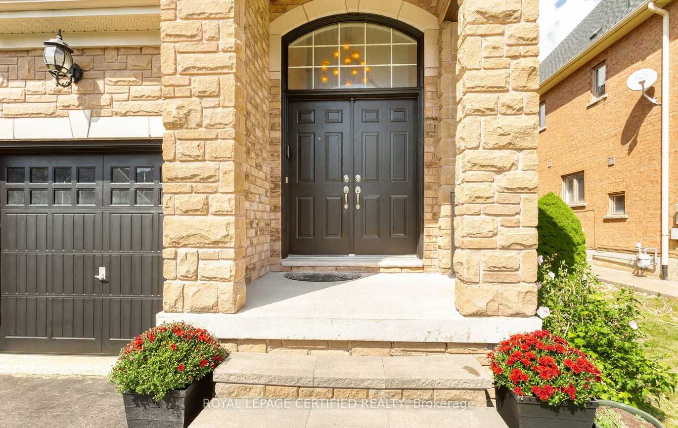 3327, Erin Centre, Churchill Meadows, Mississauga