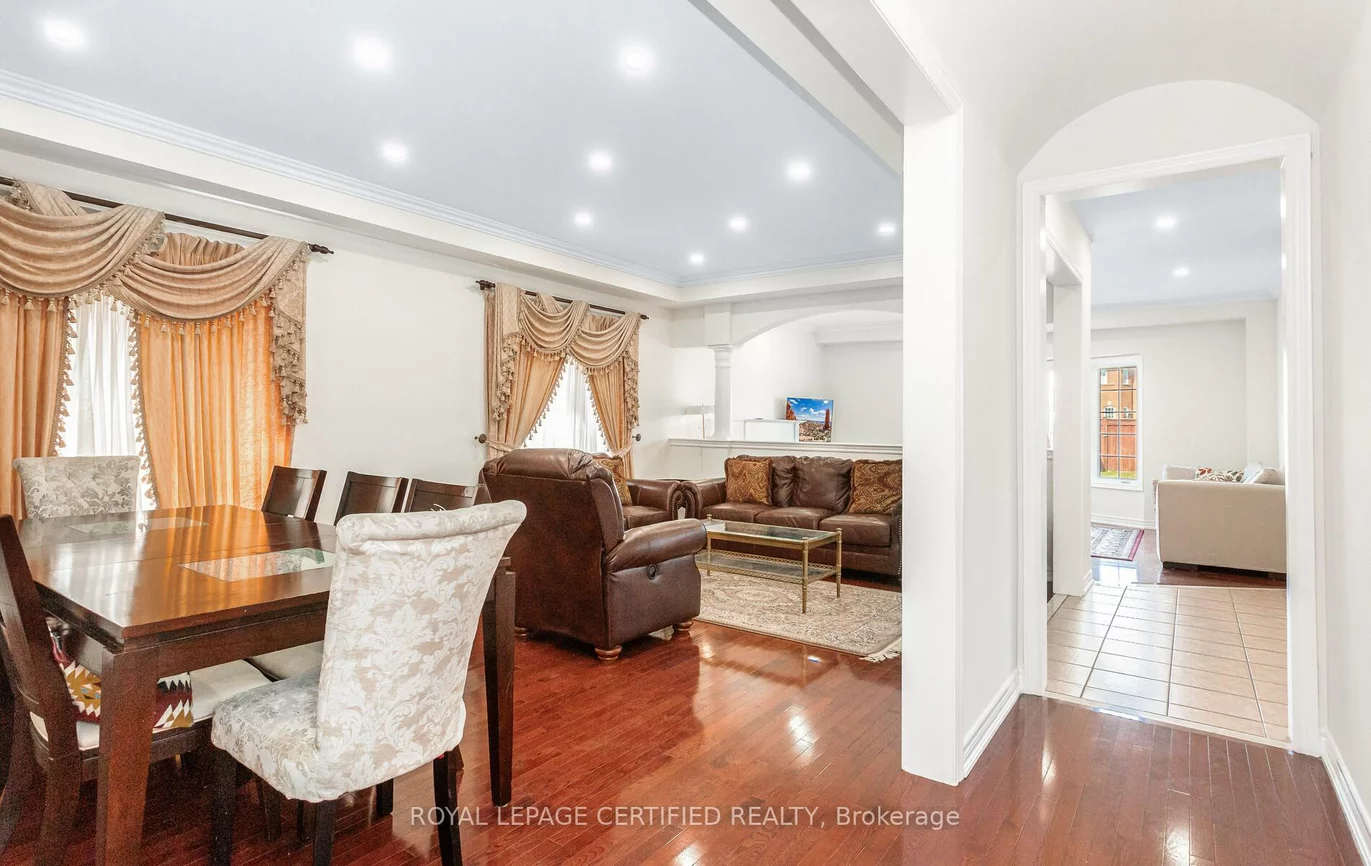 3327, Erin Centre, Churchill Meadows, Mississauga