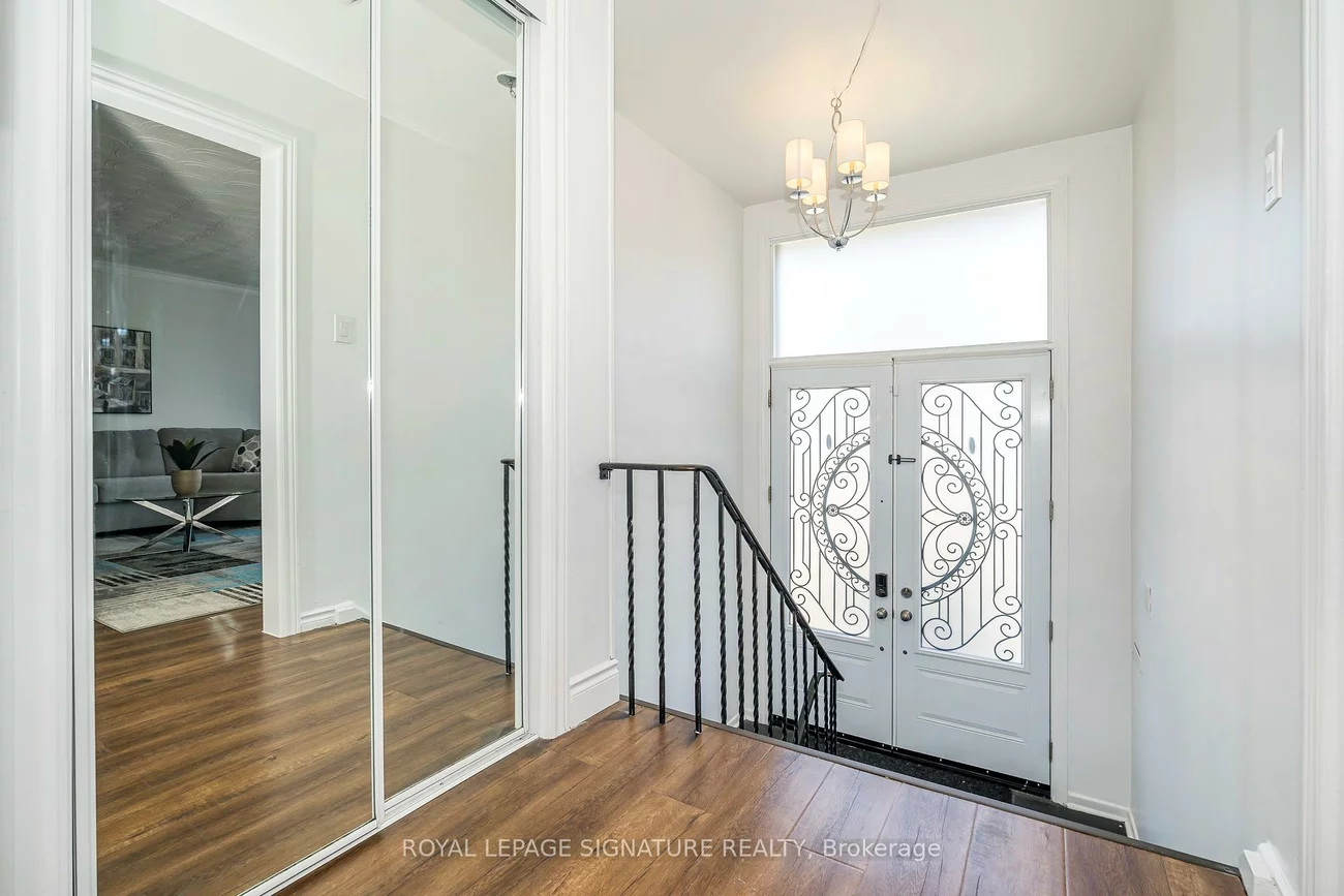 3562, Laddie, Malton, Mississauga