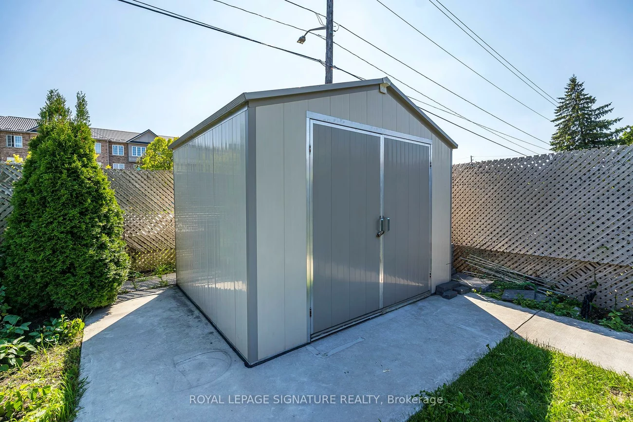 3562, Laddie, Malton, Mississauga