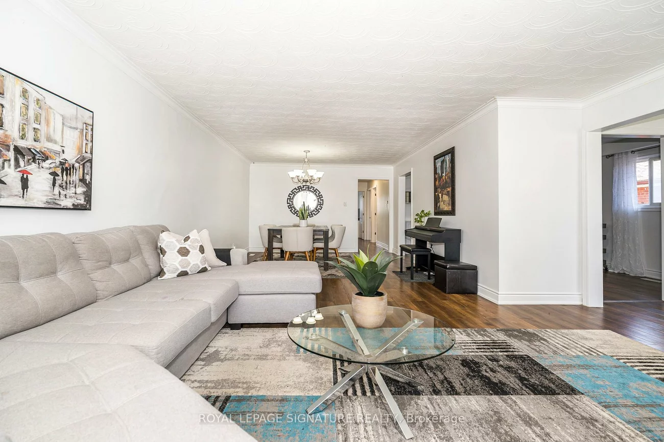 3562, Laddie, Malton, Mississauga