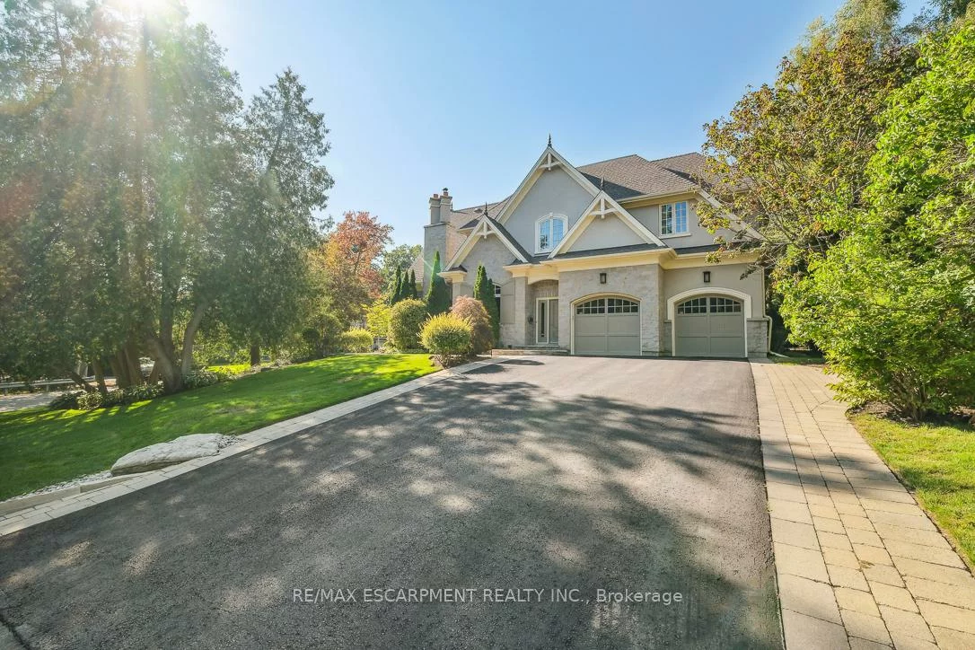 1229, Minaki, Mineola, Mississauga