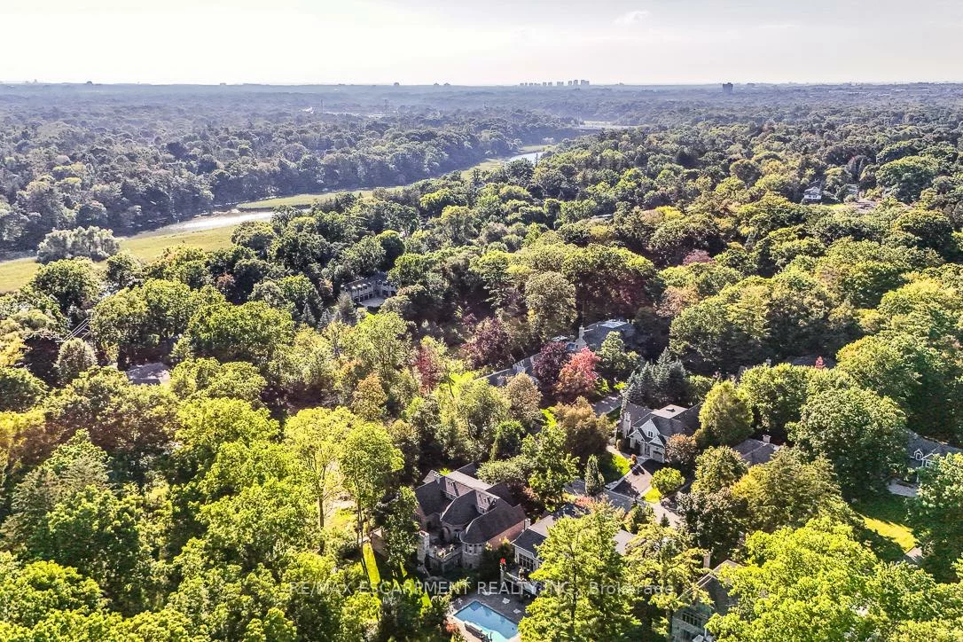 1229, Minaki, Mineola, Mississauga