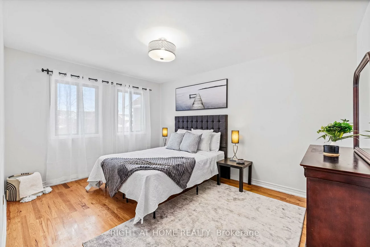 4469, Idlewilde, Central Erin Mills, Mississauga