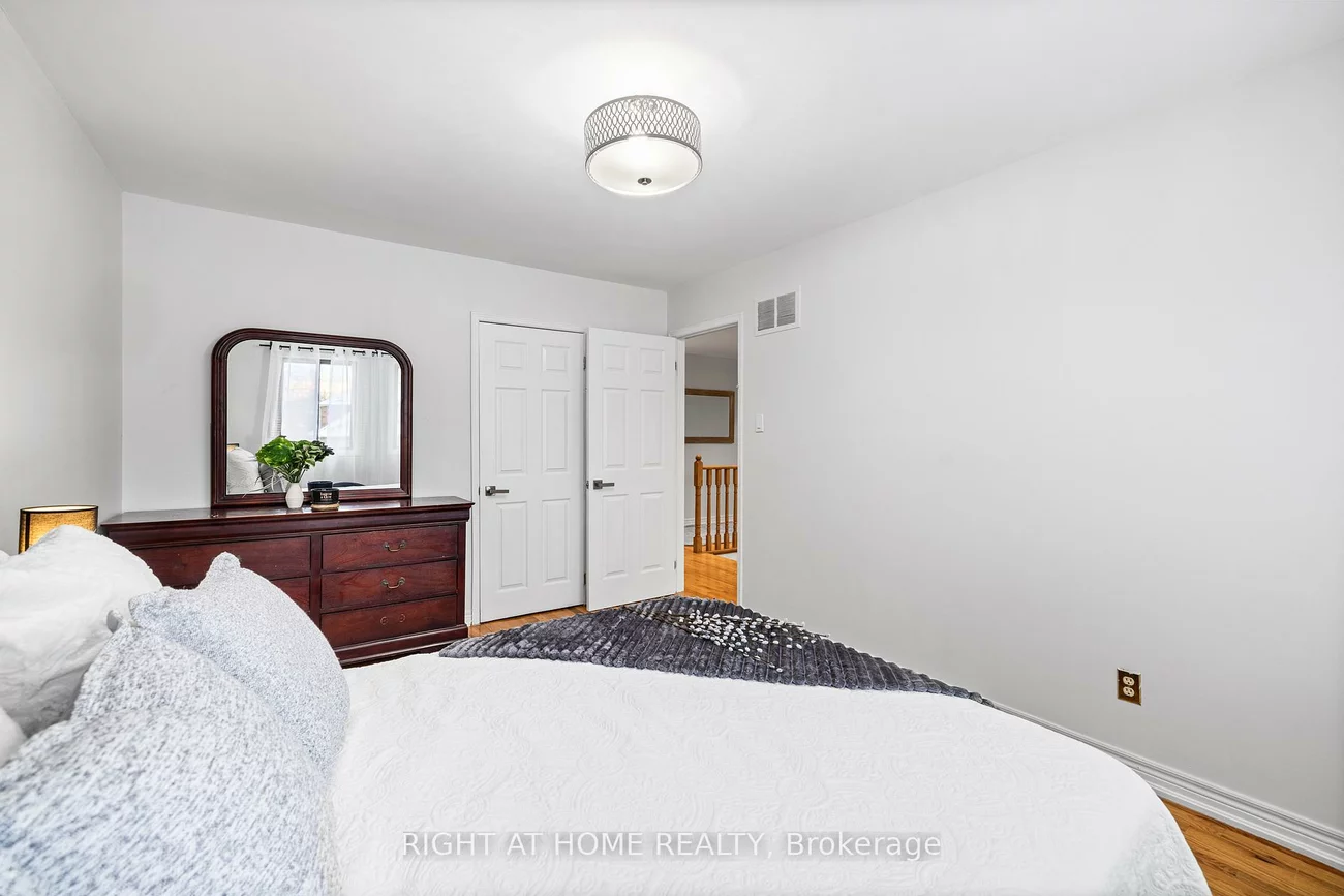 4469, Idlewilde, Central Erin Mills, Mississauga