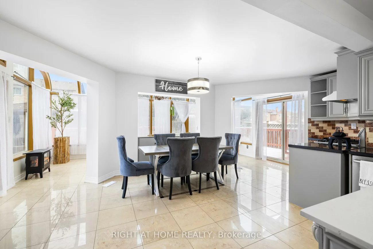 4469, Idlewilde, Central Erin Mills, Mississauga