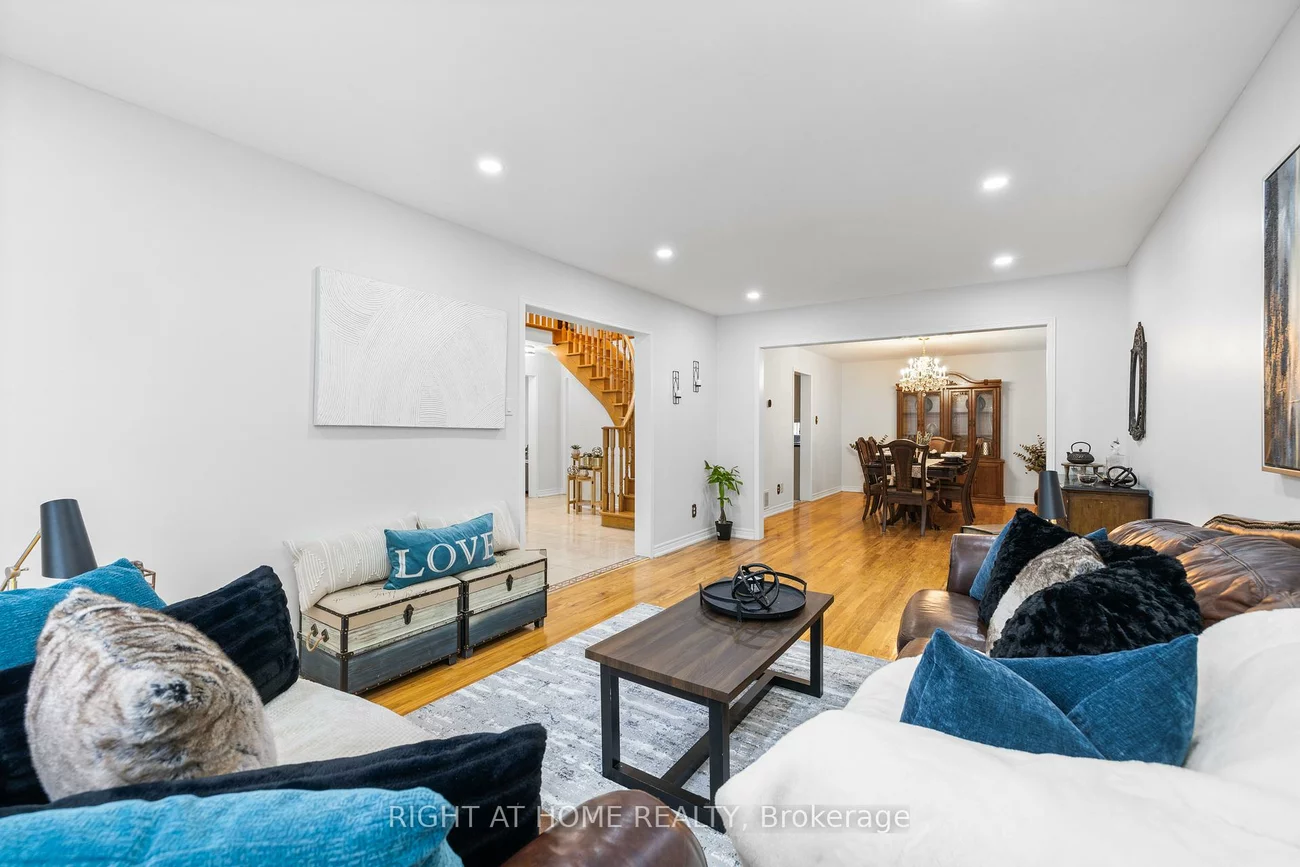 4469, Idlewilde, Central Erin Mills, Mississauga